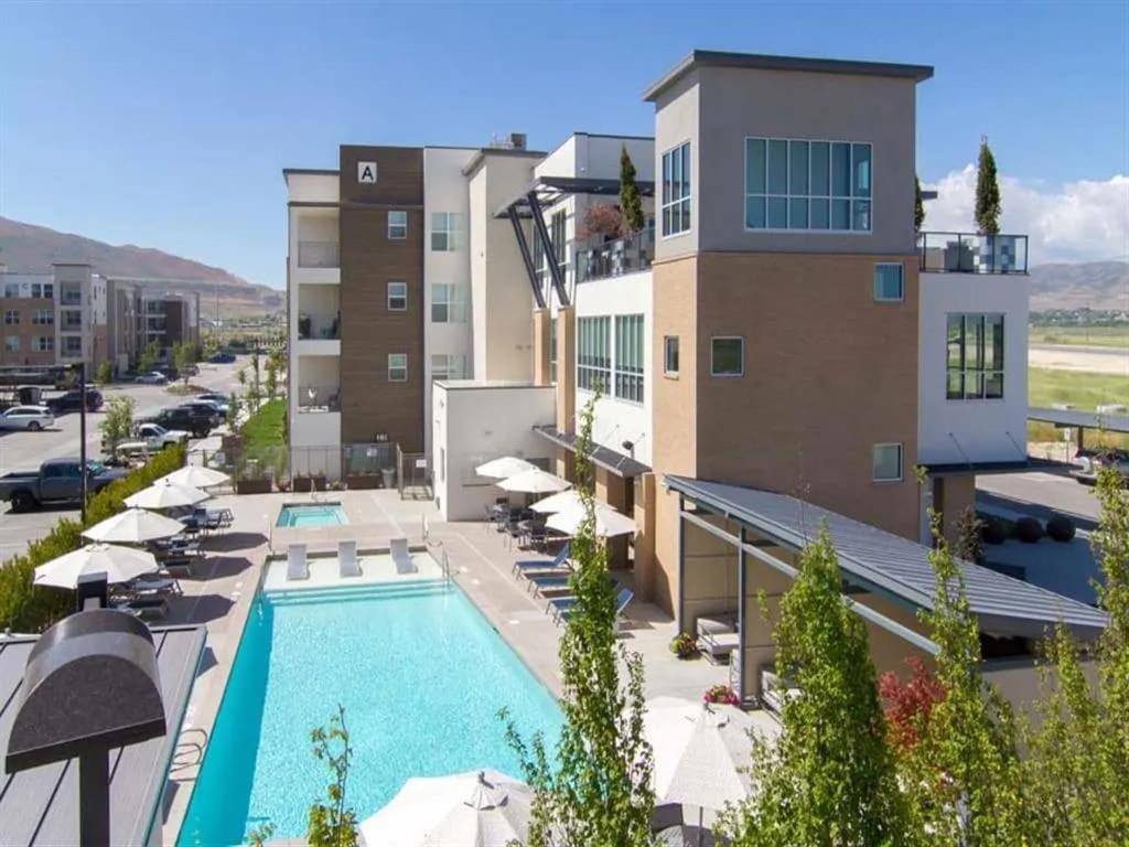Ski And Relax - Conveniently Located - Luxury Stay Draper Exterior photo